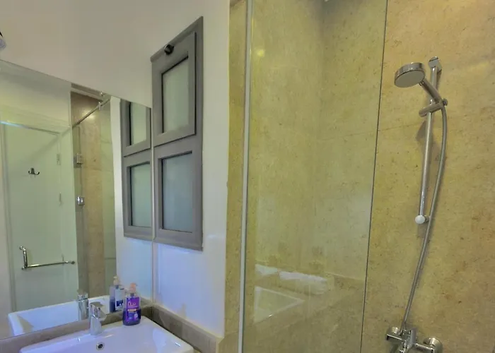 1 Bd Duplex With Private Pool And 2 Bathrooms شقة الغردقة