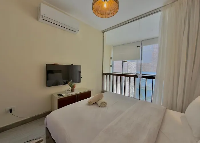1 Bd Duplex With Private Pool And 2 Bathrooms