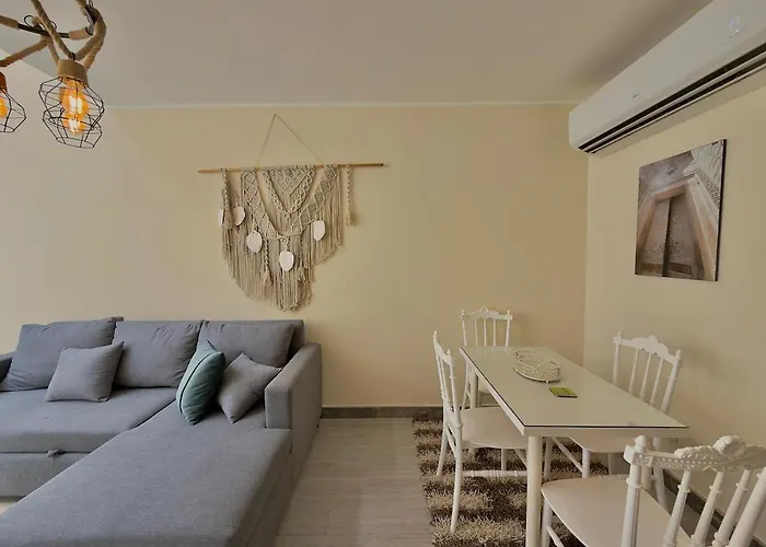 1 Bd Duplex With Private Pool And 2 Bathrooms شقة